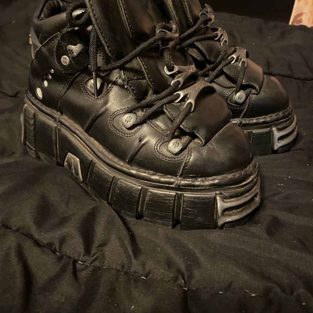 New Rock Black Platform Boots